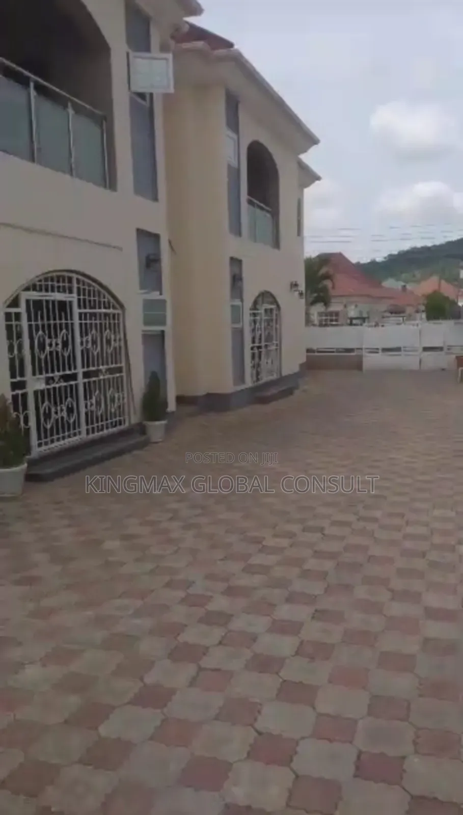 Furnished 4bdrm Duplex in Life Camp Abuja for sale
