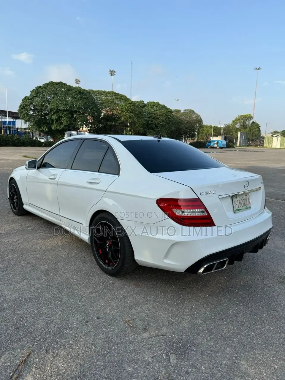 Mercedes-Benz C300 Sport 4Matic Sedan AWD (3.5L 6cyl 7A) 2013 White