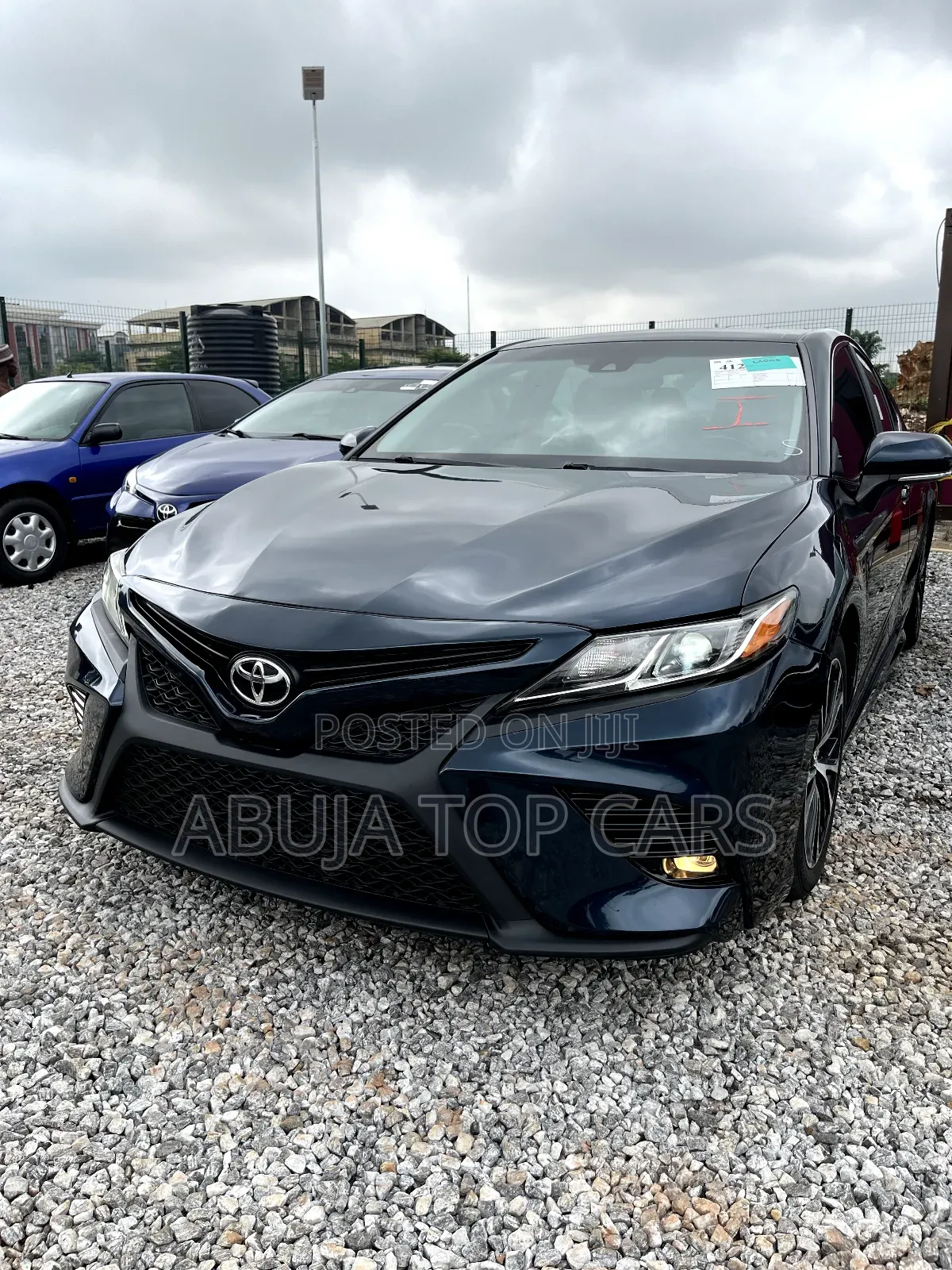 Toyota Camry SE FWD (2.5L 4cyl 8AM) 2018 Black