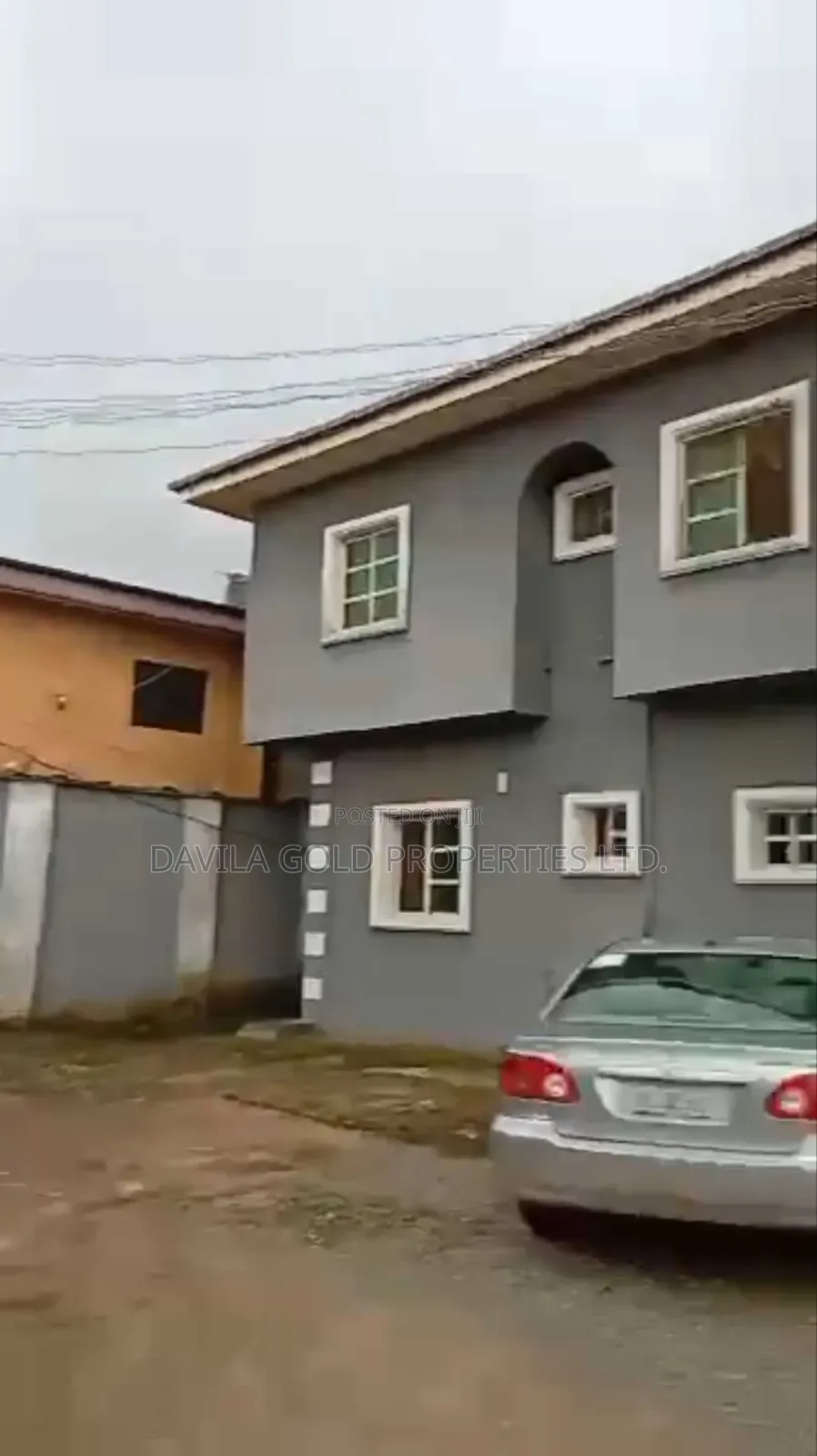 18bdrm Block of Flats in Benin City for sale