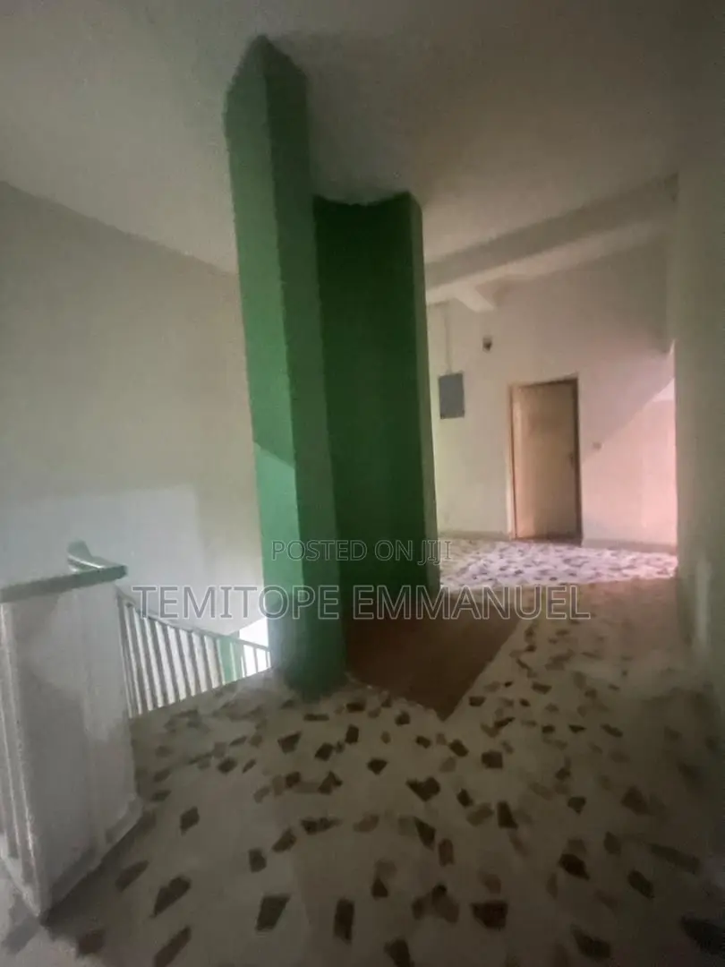 5bdrm Duplex in Lekki Phase 1 for rent