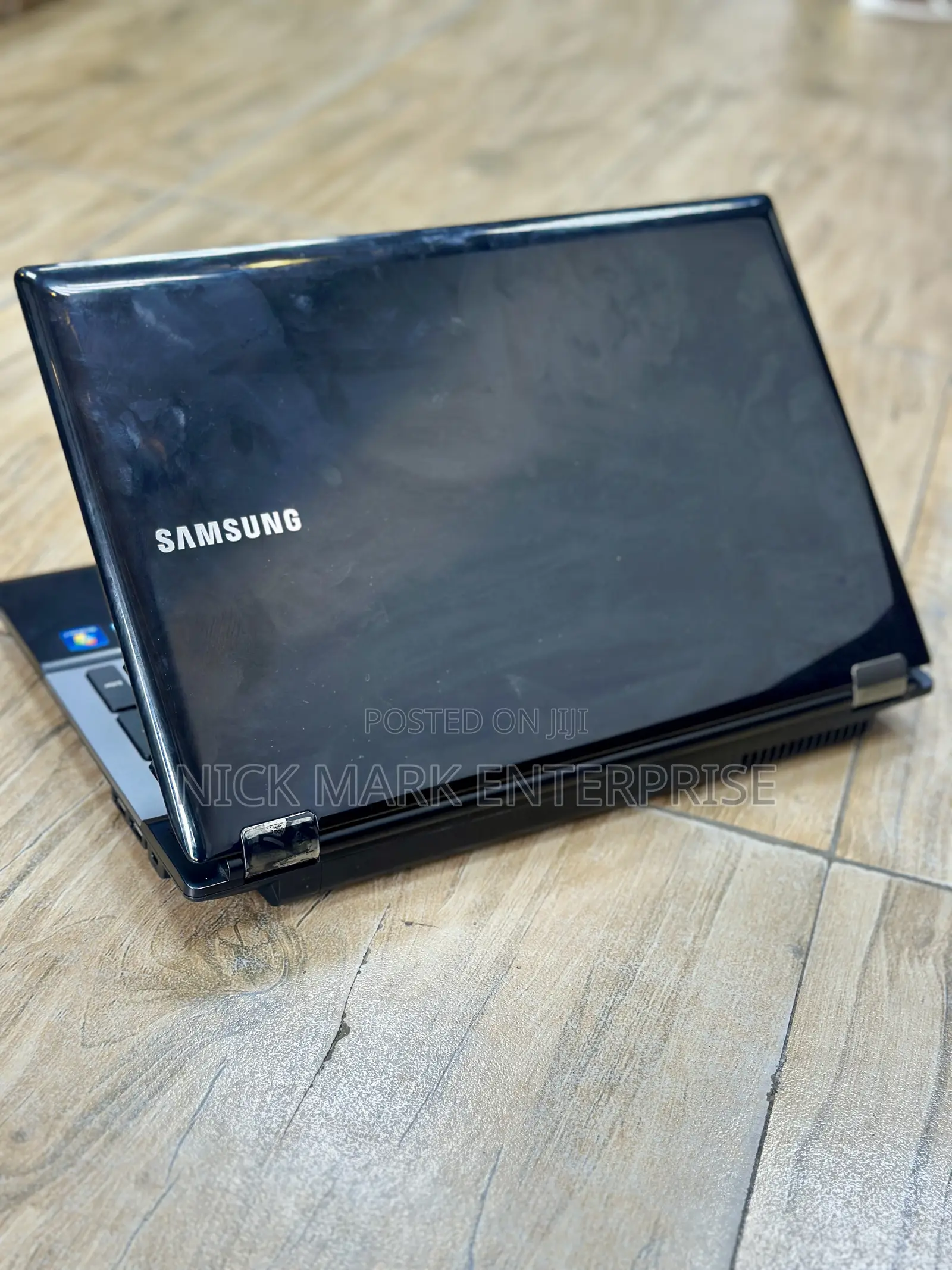 Laptop Samsung RC520 8GB Intel Core i7 HDD 500GB