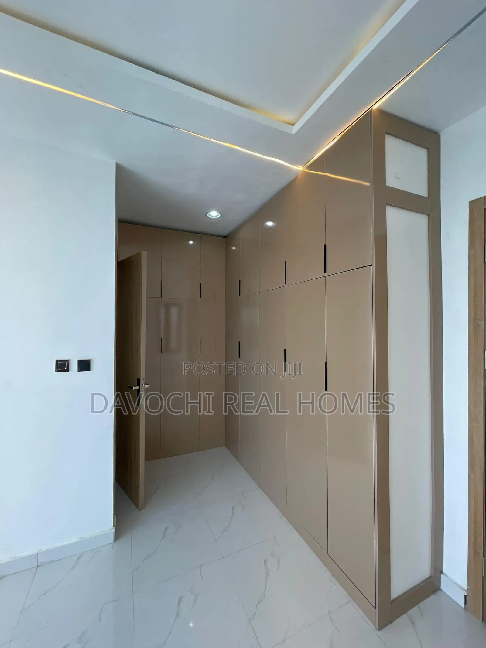 4bdrm Duplex in Mobile Road, Ilaje, Ado / Ajah for rent