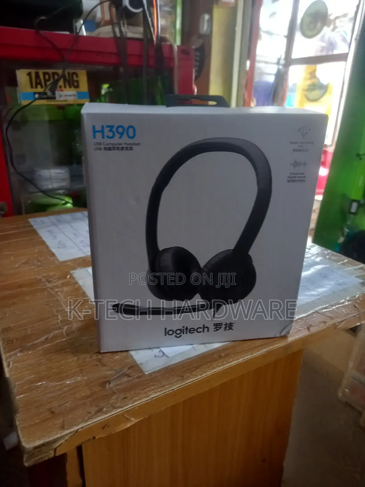 Logitech H390 Usb Headset With Noise-Canceling?Mic