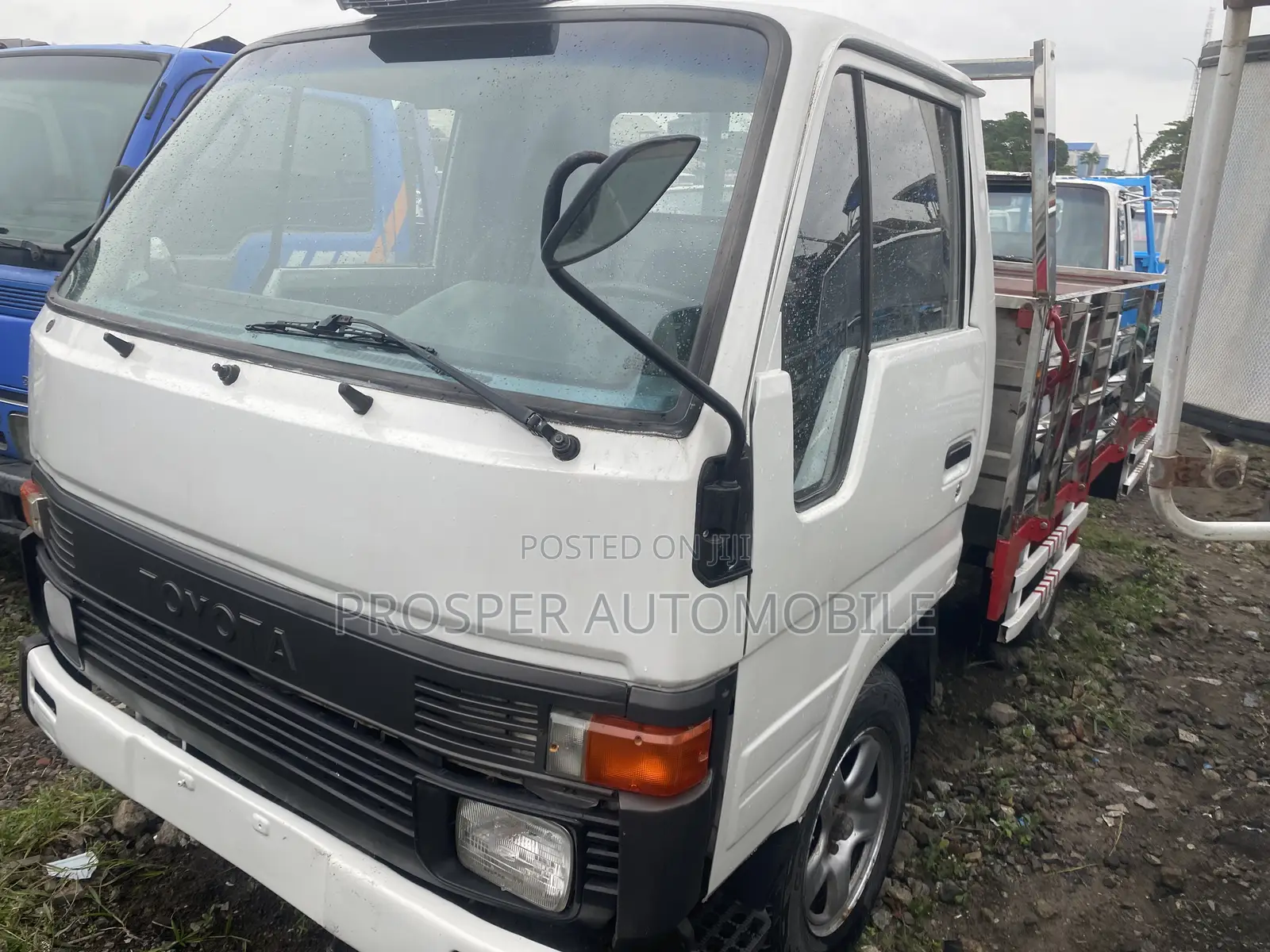 Toyota Dyna 100 Truck