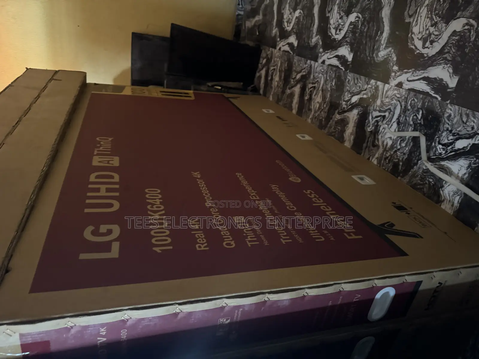 Lg 100 Inches Uhd Web0s With Magic Remote