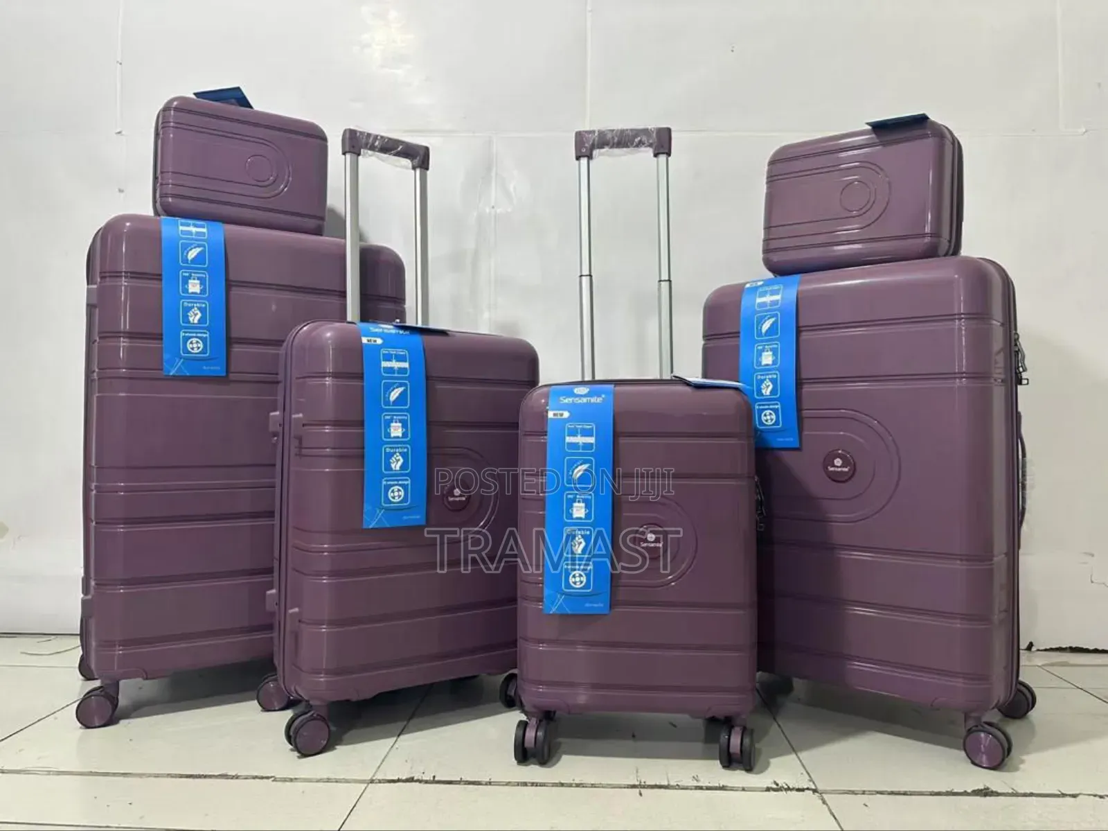 Quality Travel Luggage With Smooth Wheels