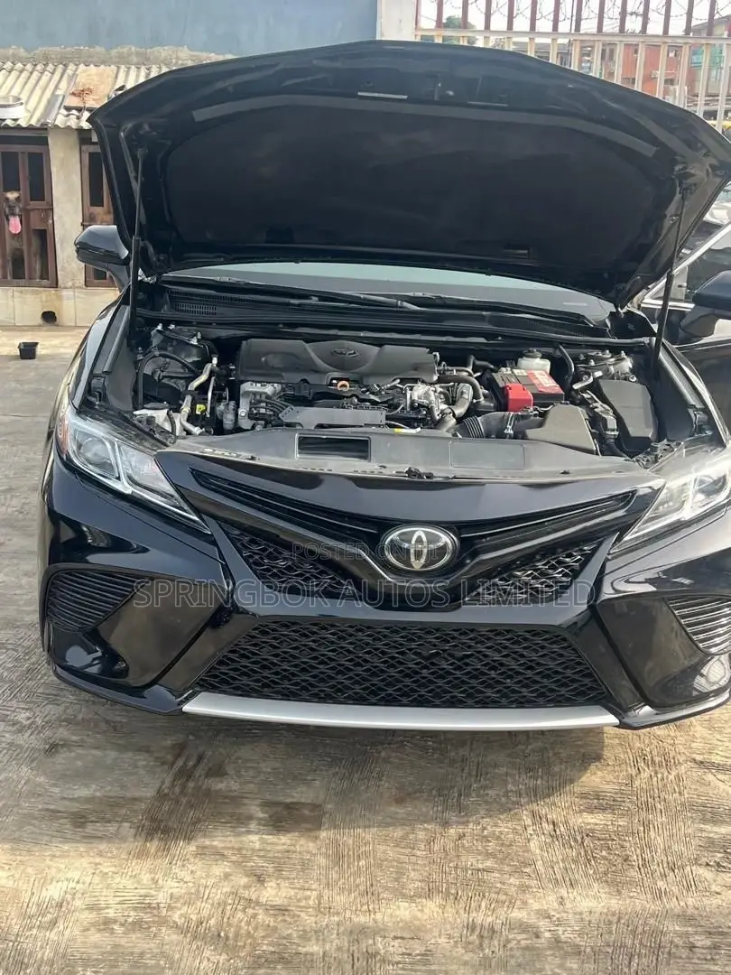 Toyota Camry SE (2.5L 4cyl 8A) 2019 Black