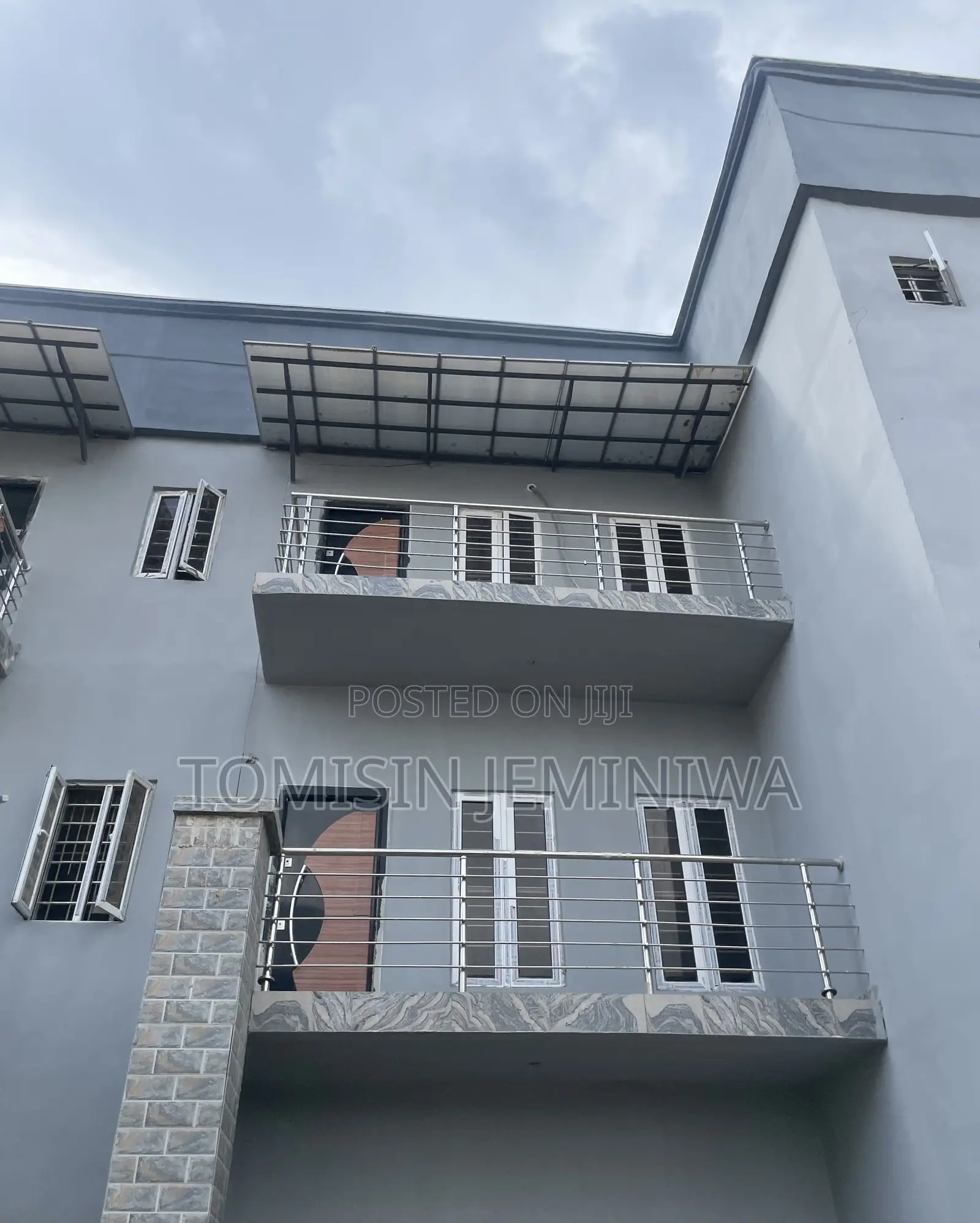 Furnished 2bdrm Block of Flats in Pacific Estate, Kubwa for sale