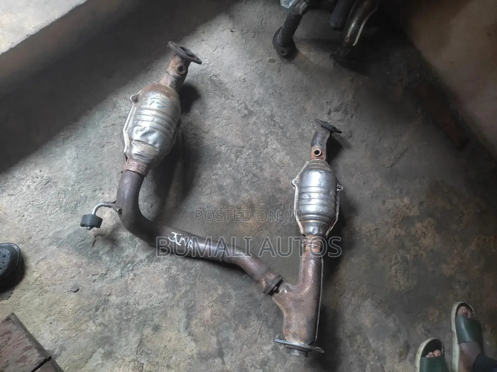 Center Catalyst Converter Toyota Fj Cruiser 2005-2010 Model