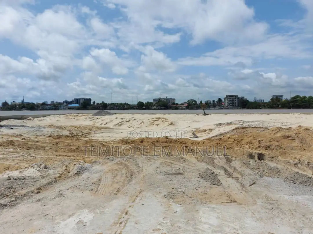 For Saleproperty: Waterfront Land – 4,300sqm