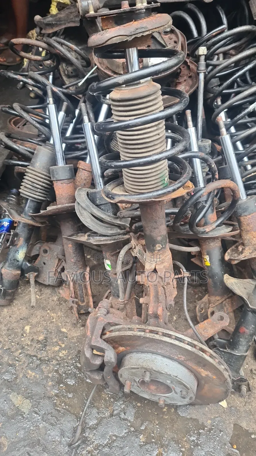 Complete Shock Dick With Hub Nissan Almera 2500