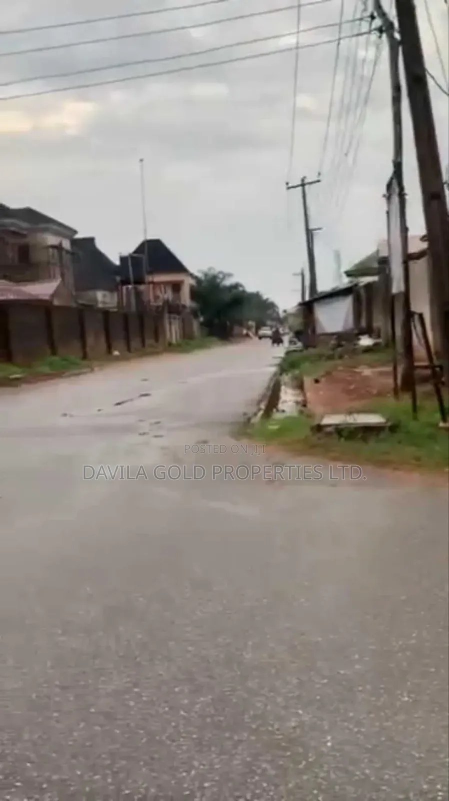 12bdrm Block of Flats in Benin City for sale