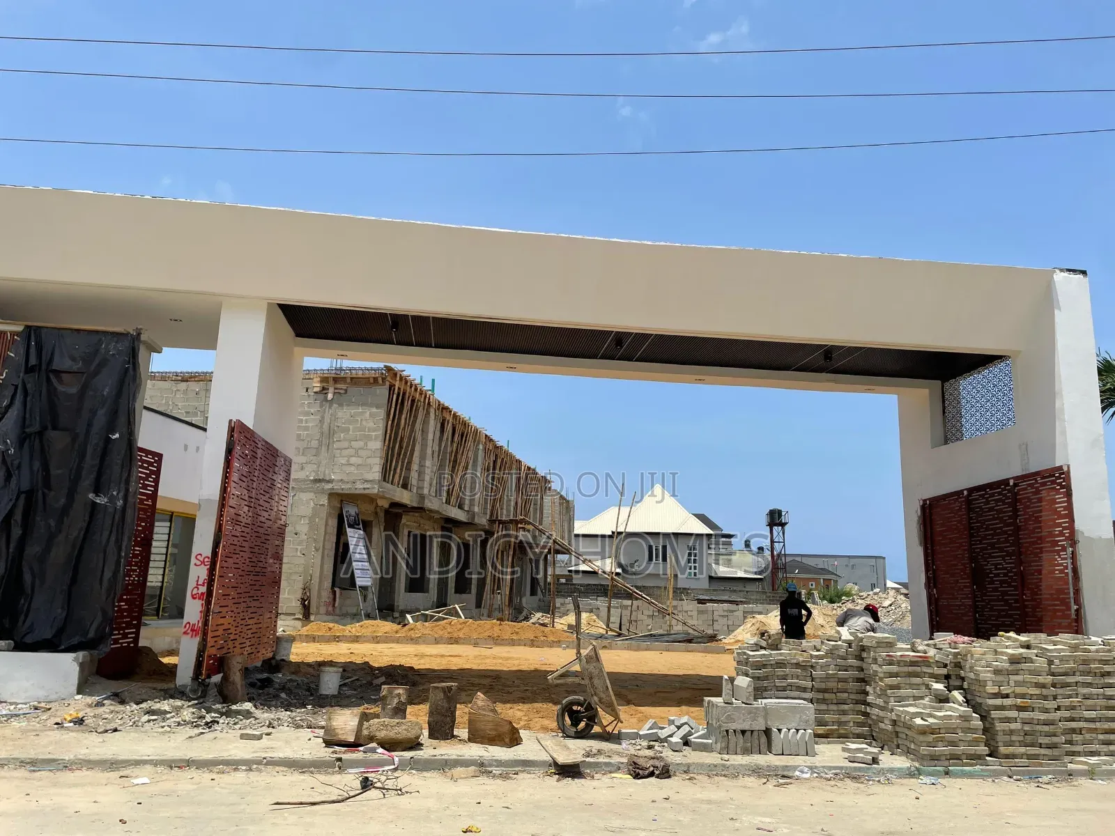 2bdrm Block of Flats in Canaan Estate for sale