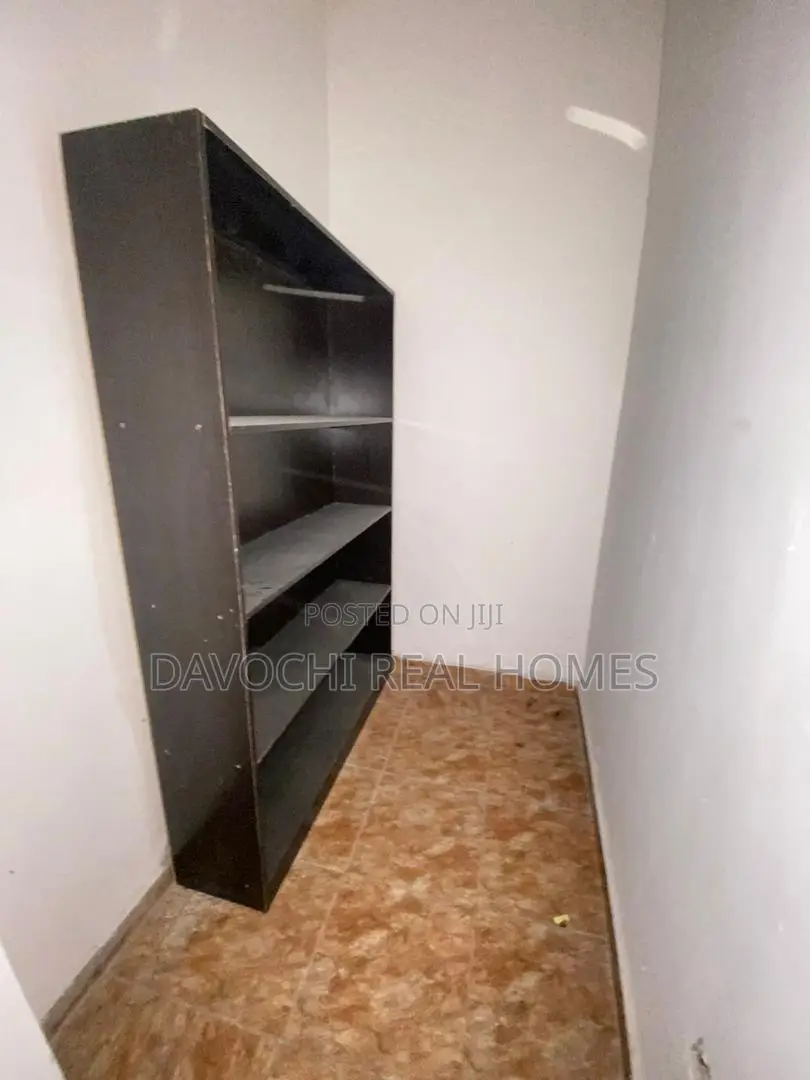 2bdrm Apartment in Ologolo for rent