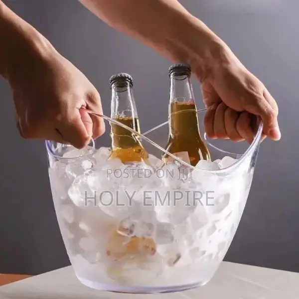 Acrylic Ice Bucket - Transparent, Perfect for Cooling