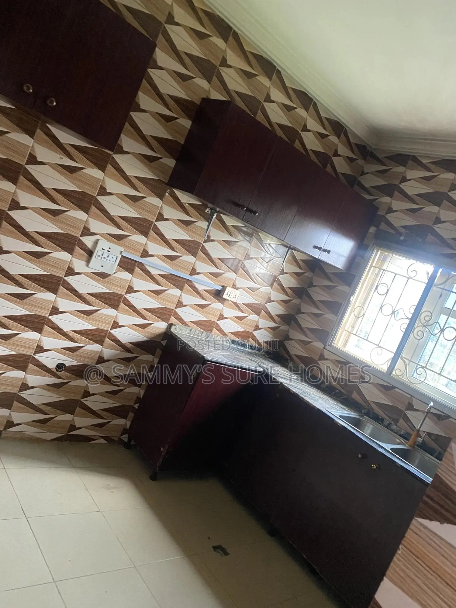 2bdrm Block of Flats in Fo1 Kubwa for rent