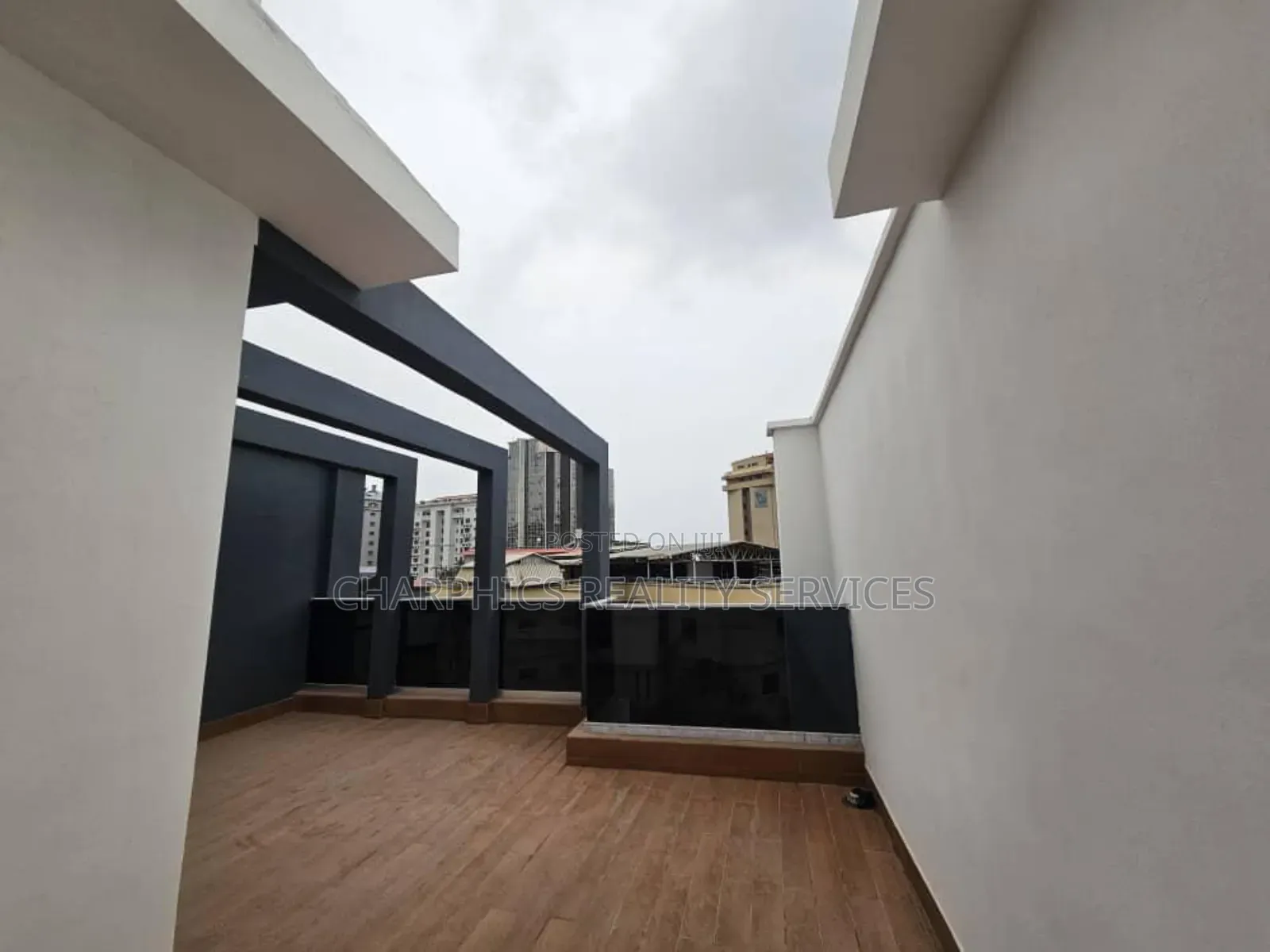 3bdrm Duplex in Victoria Island for rent