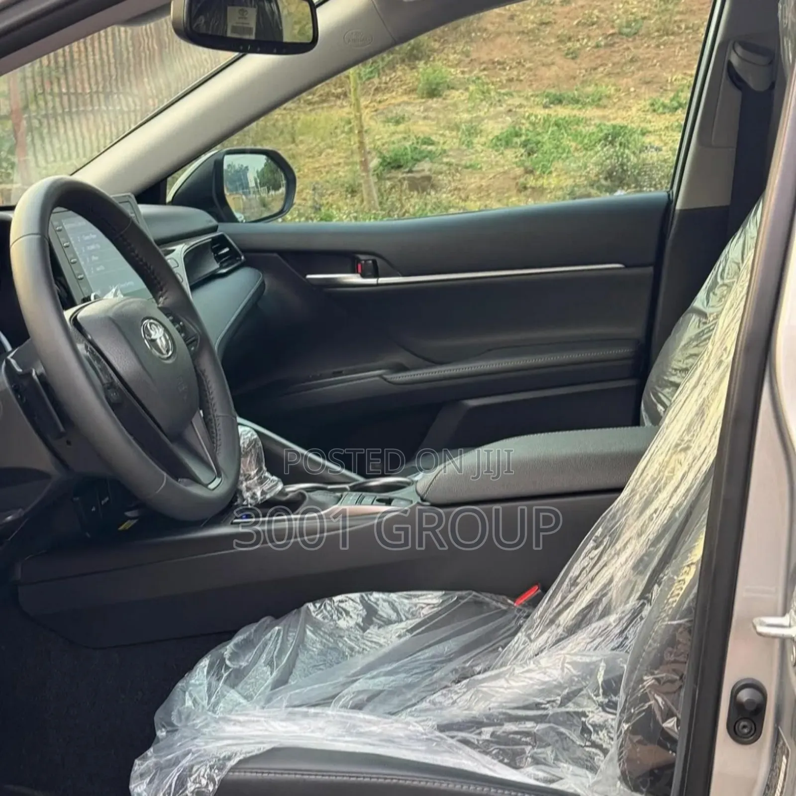Toyota Camry 2024 Silver