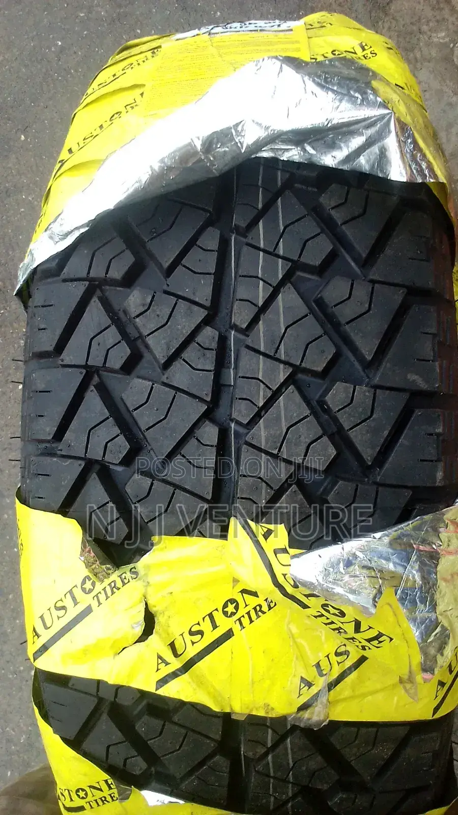 245 65 R17 Austone Tyre