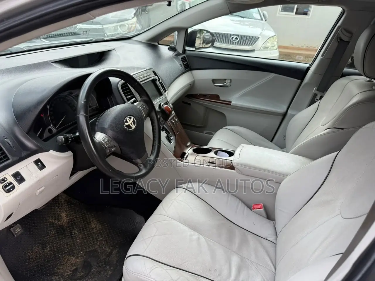 Toyota Venza V6 AWD 2010 Silver