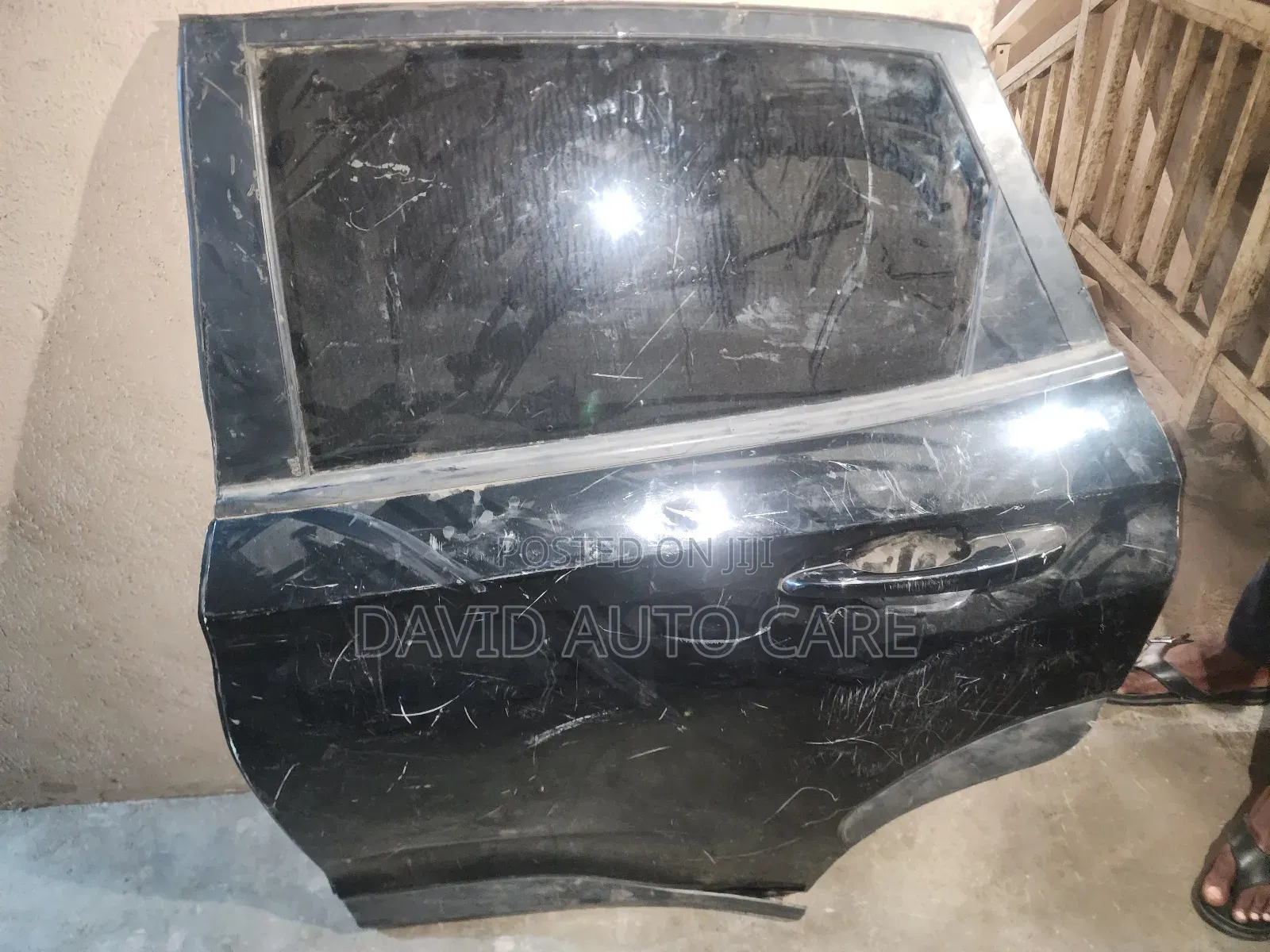 Door Hhyundai Kona 2018 Available