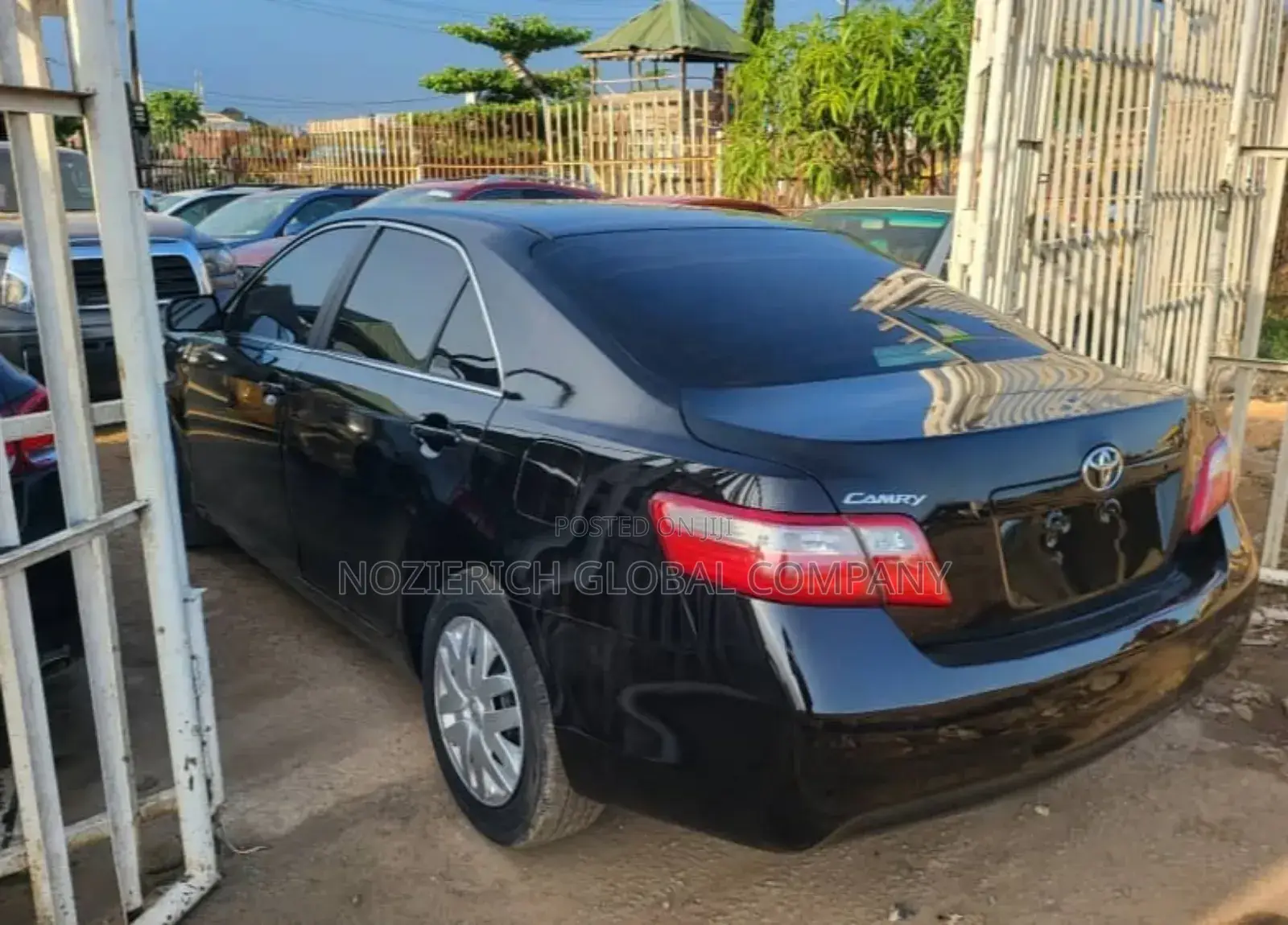 Toyota Camry LE 4dr Sedan (2.4L 4cyl 5A) 2009 Black
