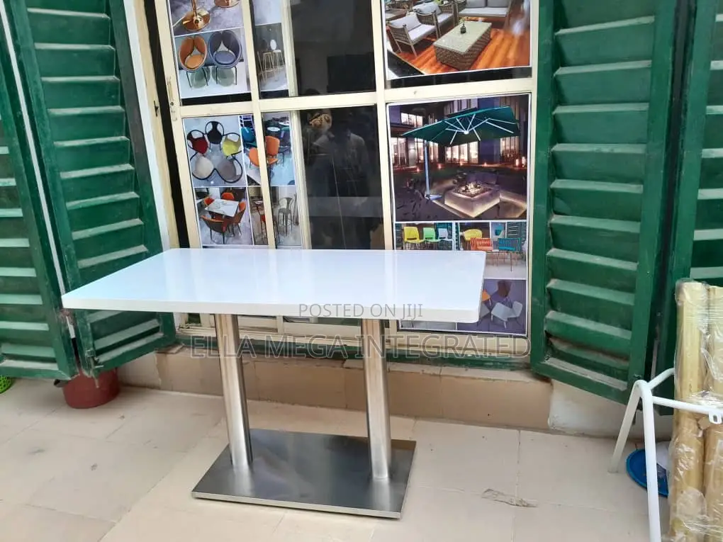Restaurant Table With Double Legs