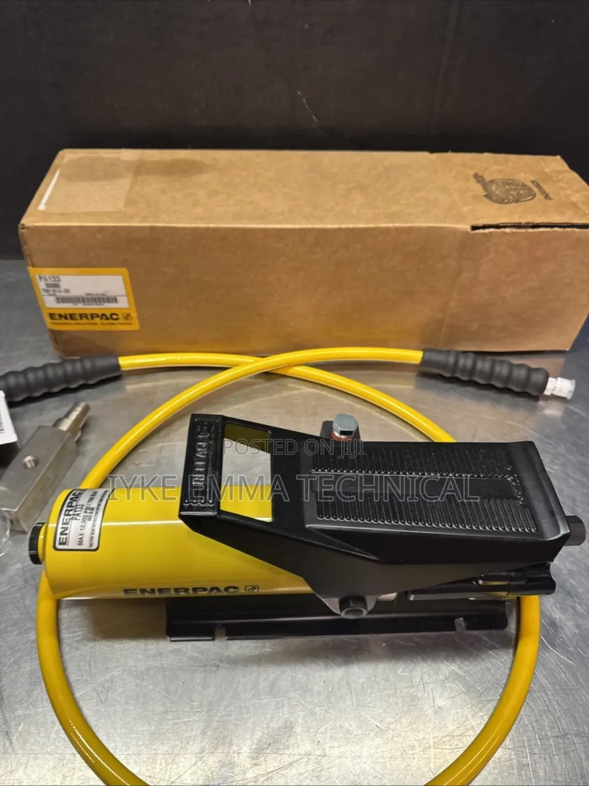Enerpac Pa133, Air Hydraulic Pump Foot 10,000 Psi