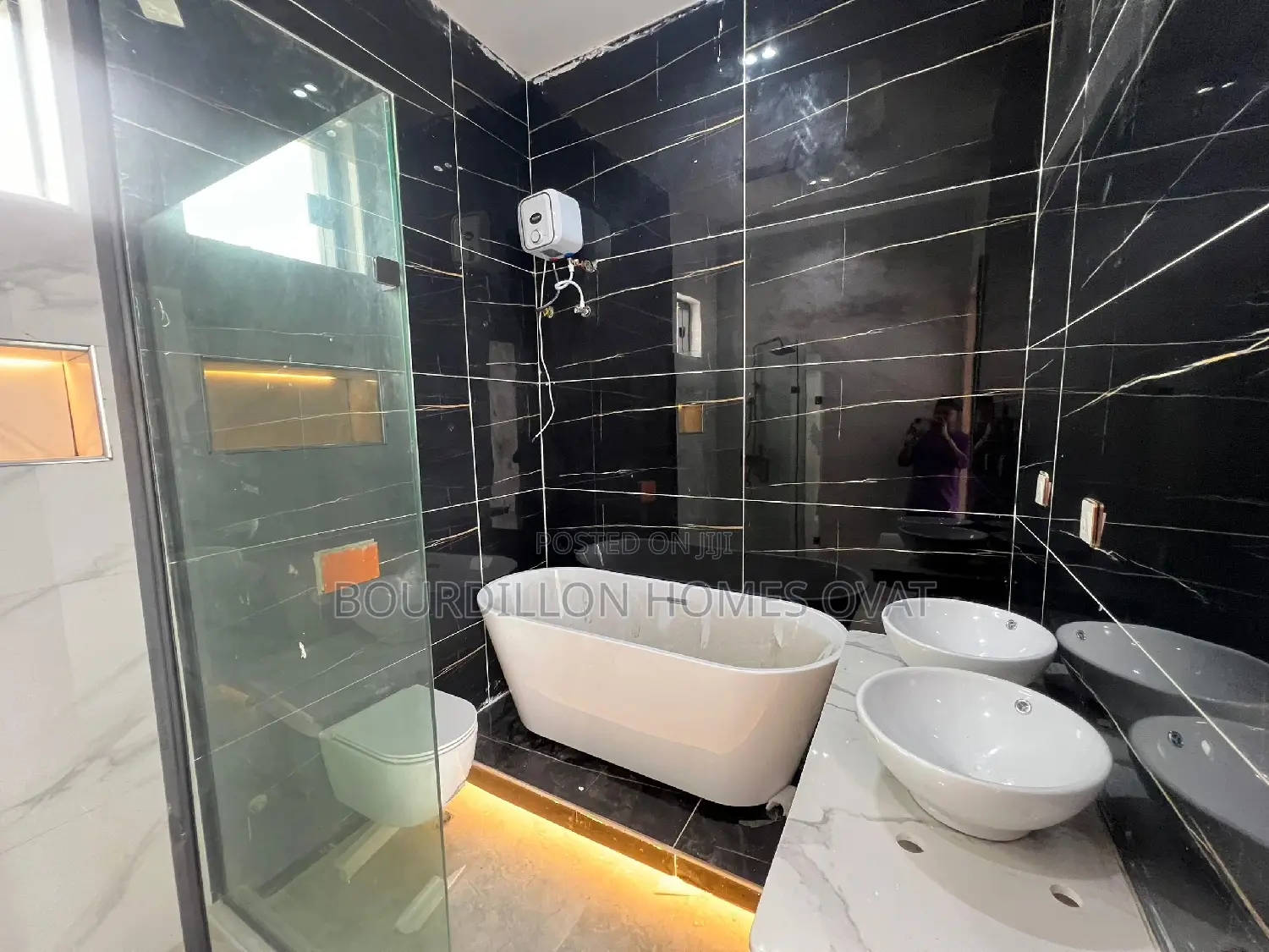 4bdrm Duplex in Lekki for sale
