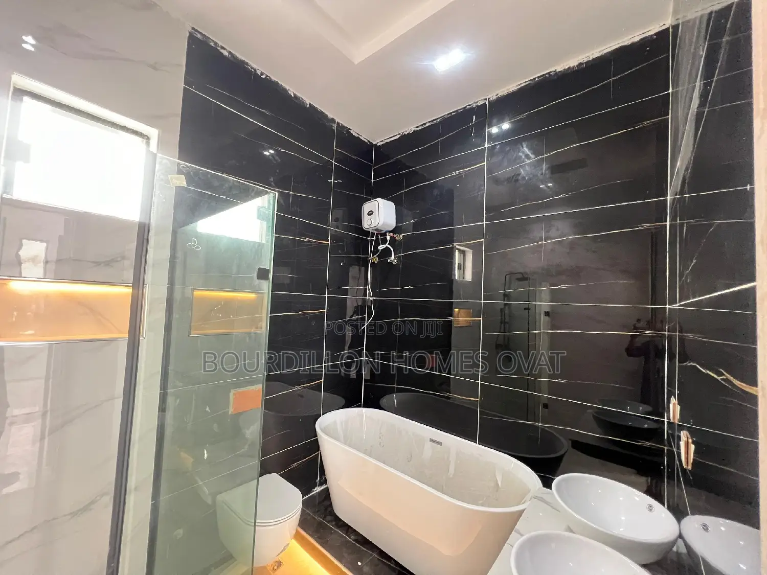 4bdrm Duplex in Lekki for sale