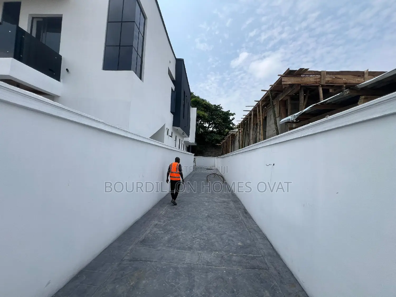 4bdrm Duplex in Lekki for sale