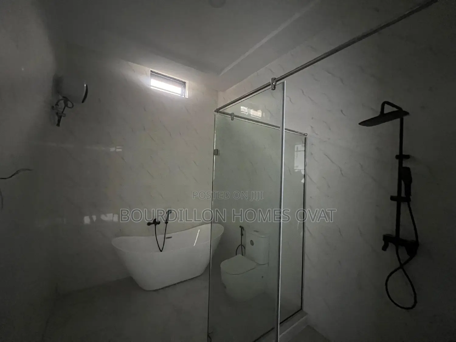 4bdrm Duplex in Lekki for sale