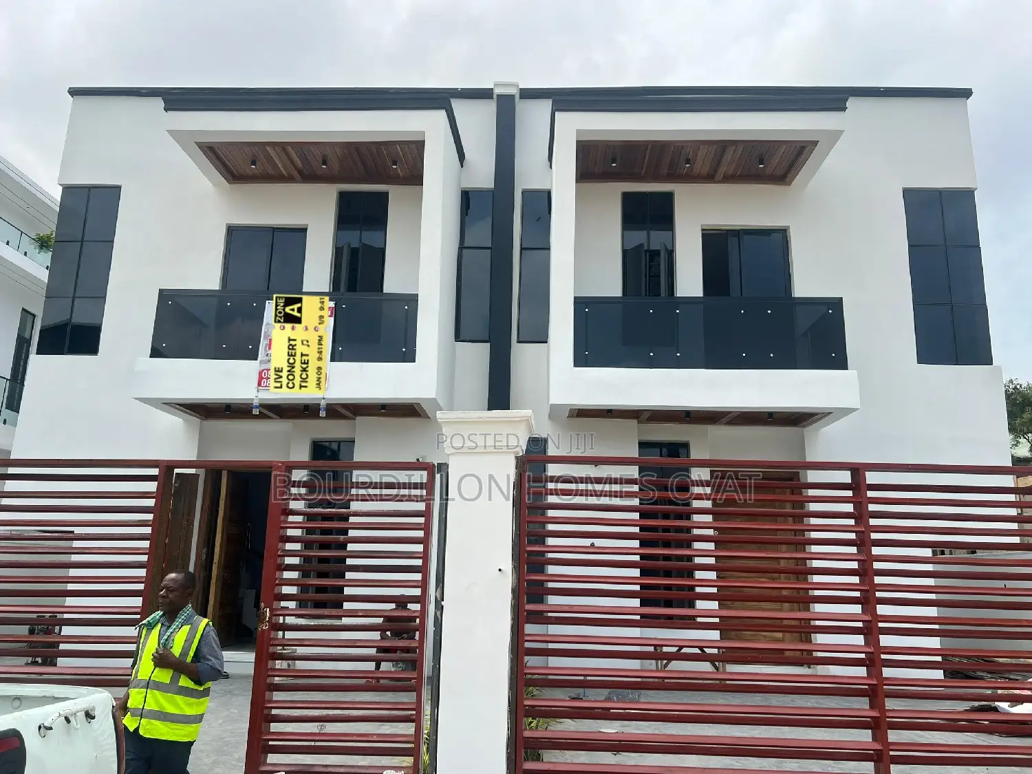 4bdrm Duplex in Lekki for sale