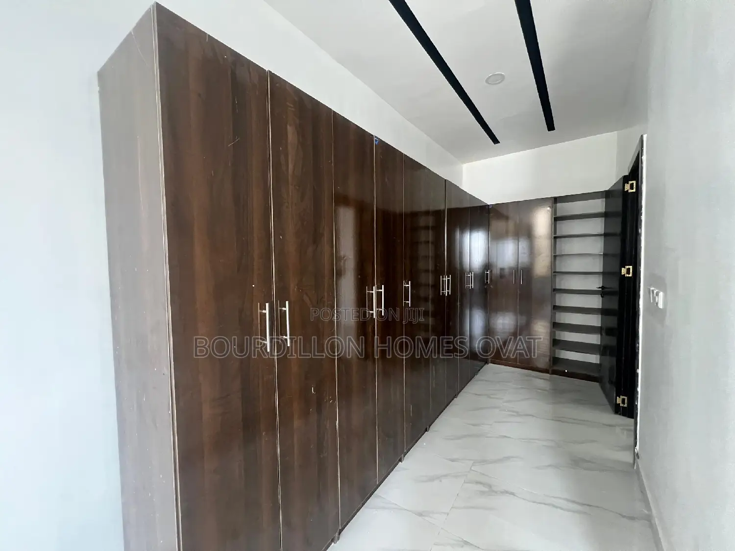 4bdrm Duplex in Lekki for sale