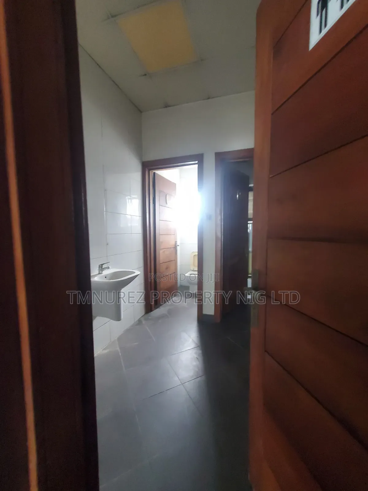 Showroom for Rent in Very Busy Area Lekki