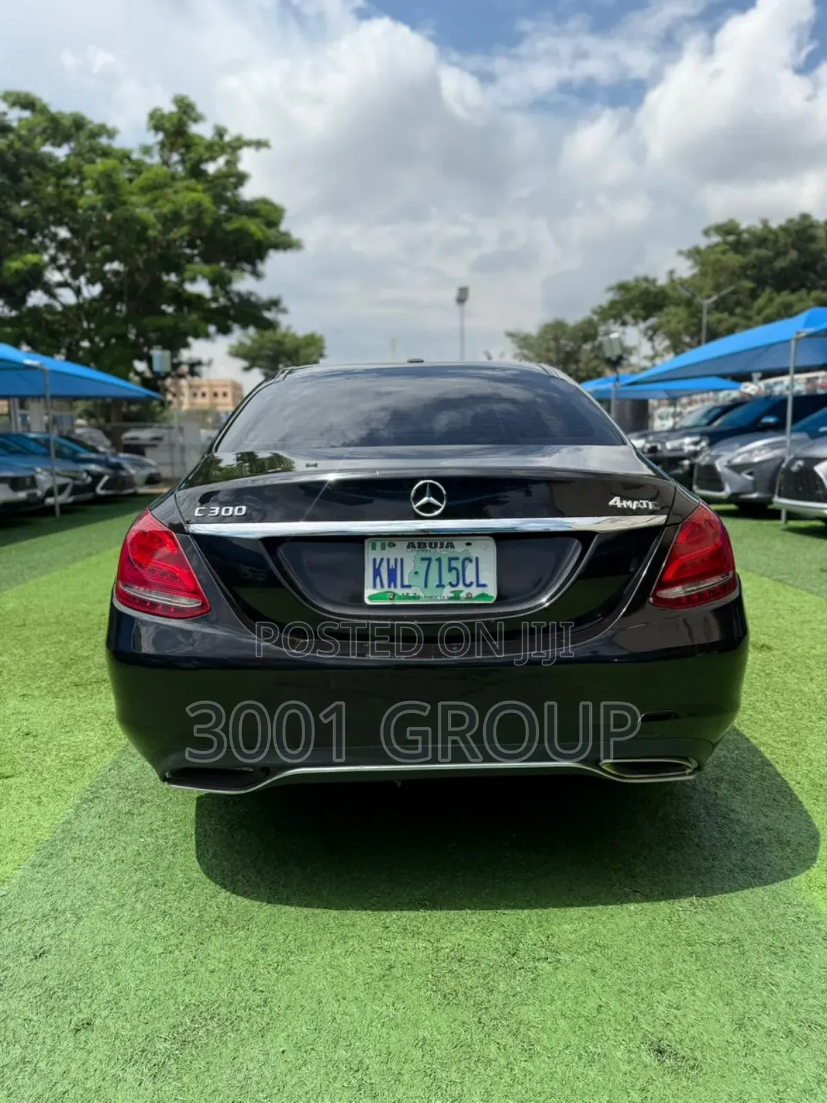 Mercedes-Benz C300 2016 Black