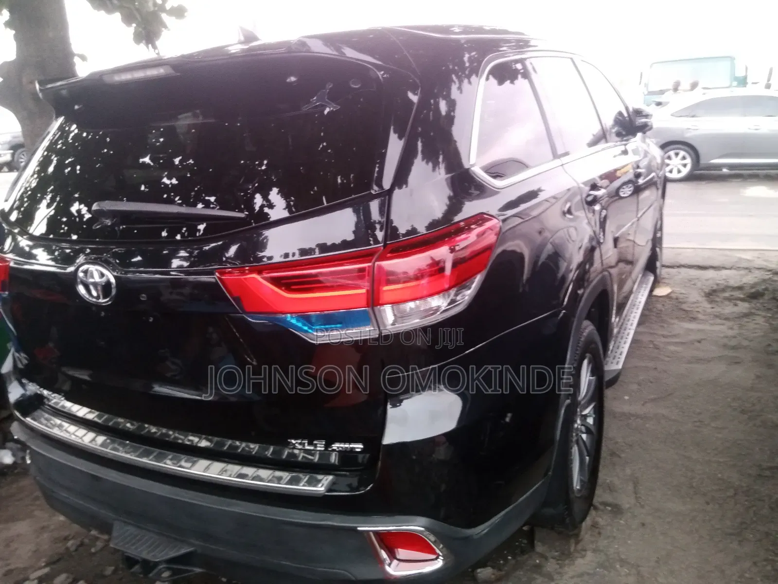 Toyota Highlander XLE 4x4 V6 (3.5L 6cyl 8A) 2018 Black