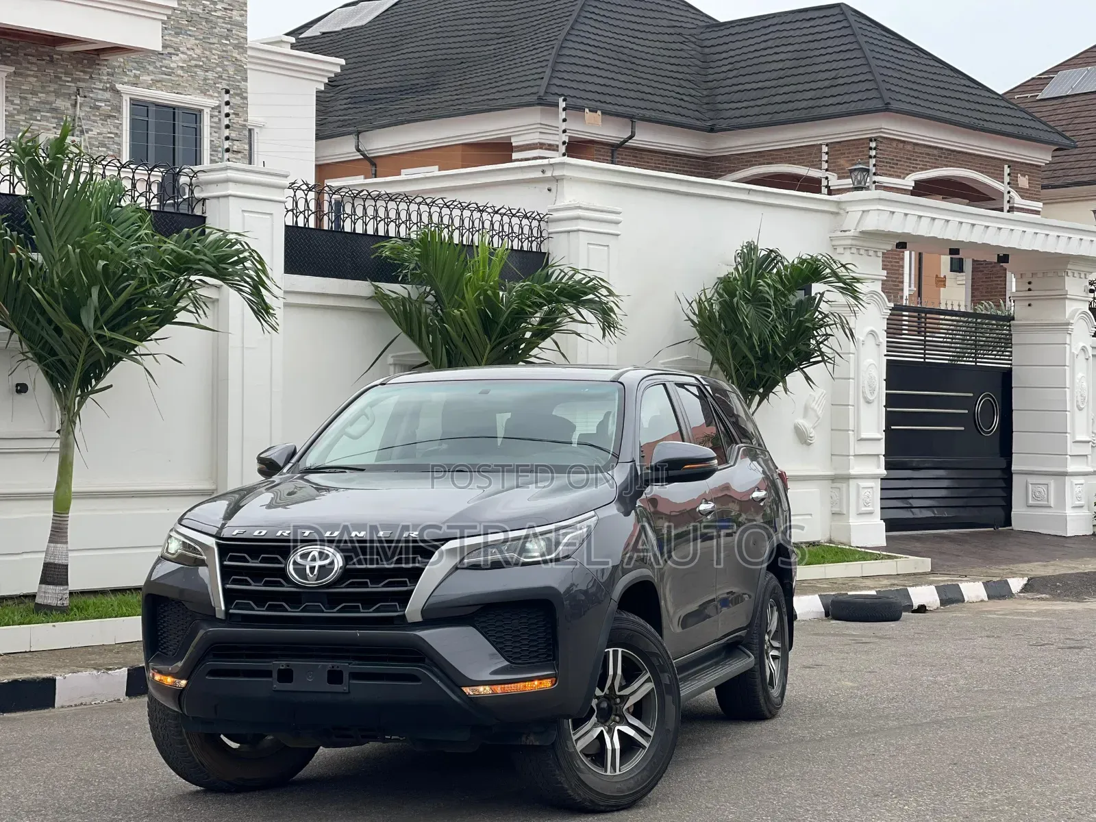 Toyota Fortuner 2021 Gray