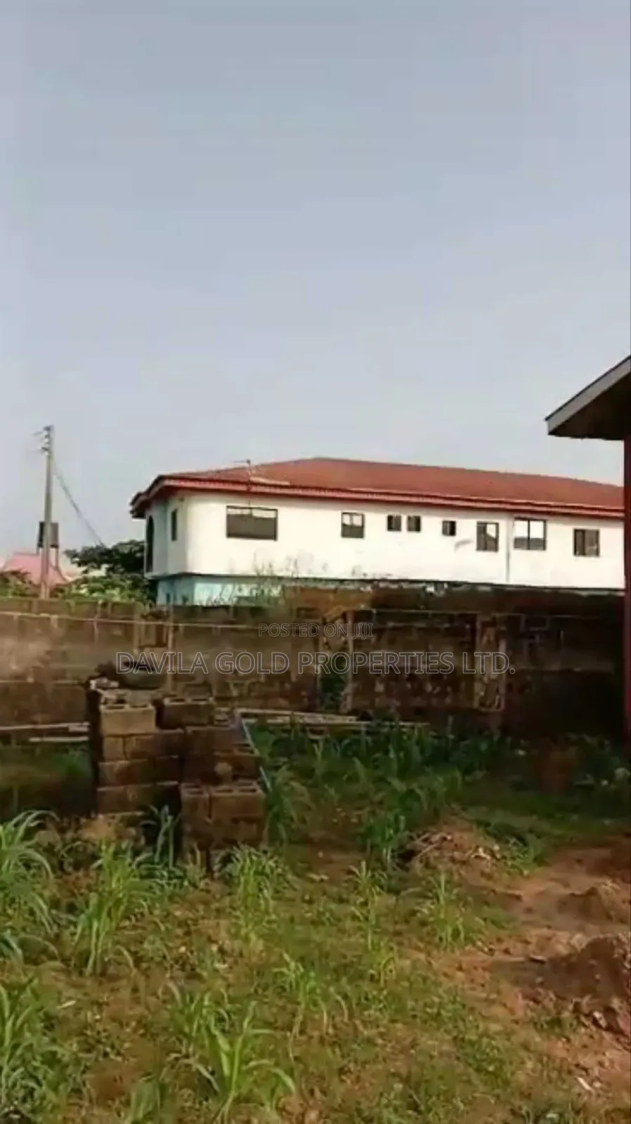 12bdrm Block of Flats in Benin City for sale