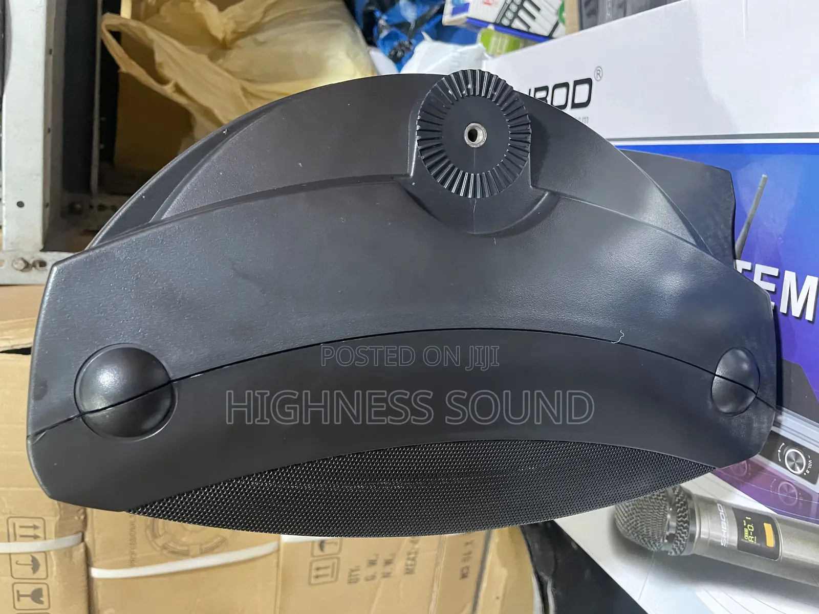 Yamaha Indoor/Outdoor Wall Speaker Aws350