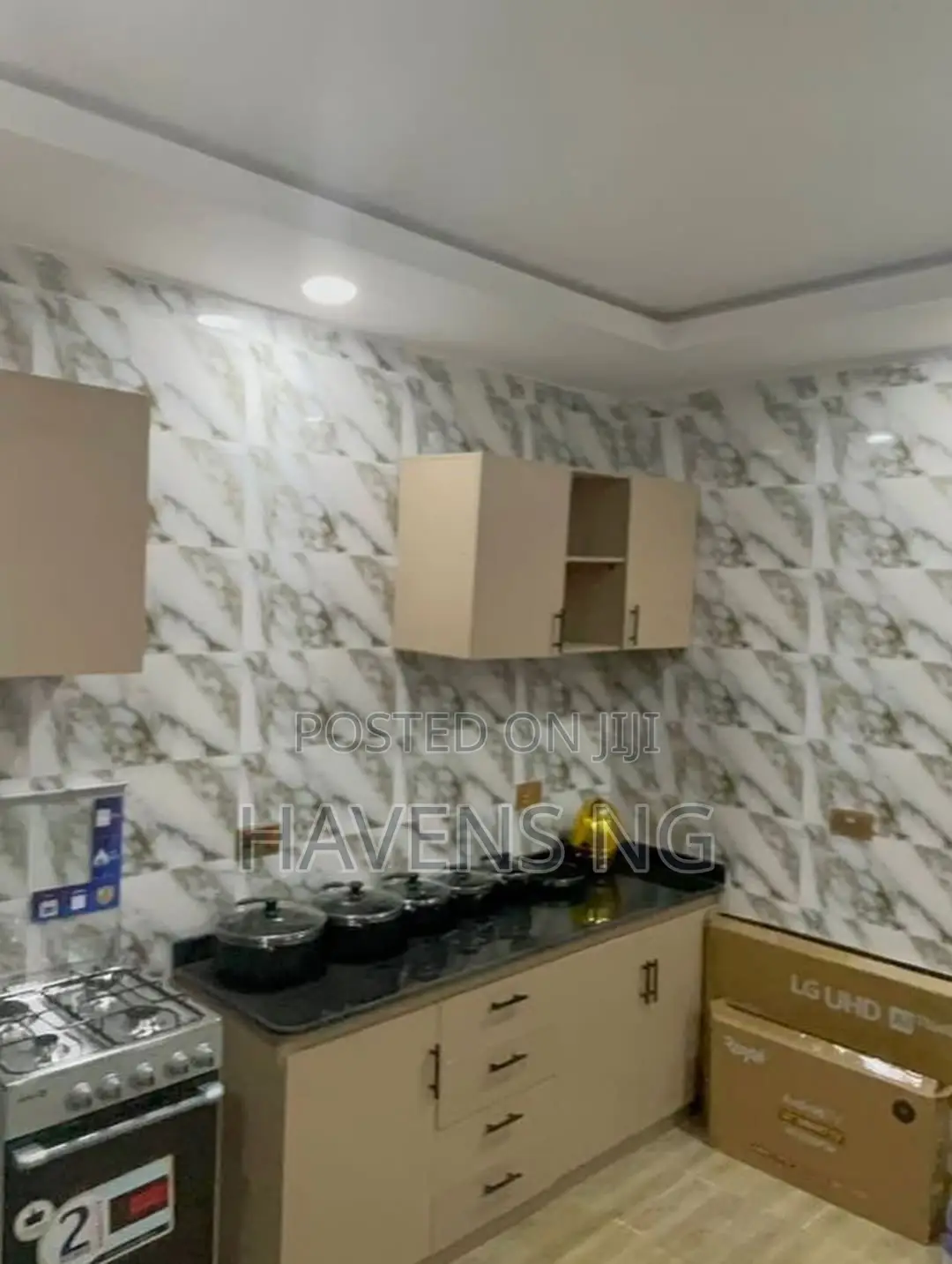 4bdrm Duplex in Eliozu for sale