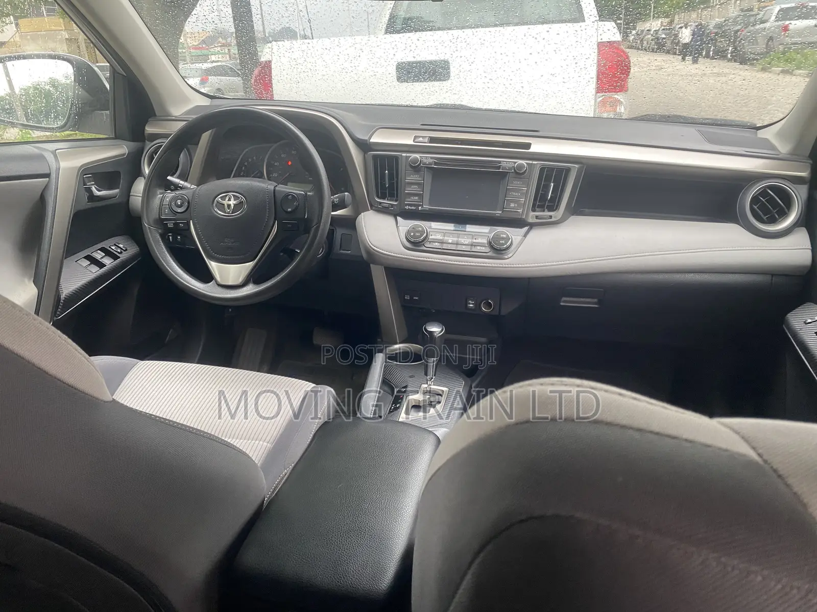 Toyota RAV4 XLE 4dr SUV (2.5L 4cyl 6A) 2014 Silver