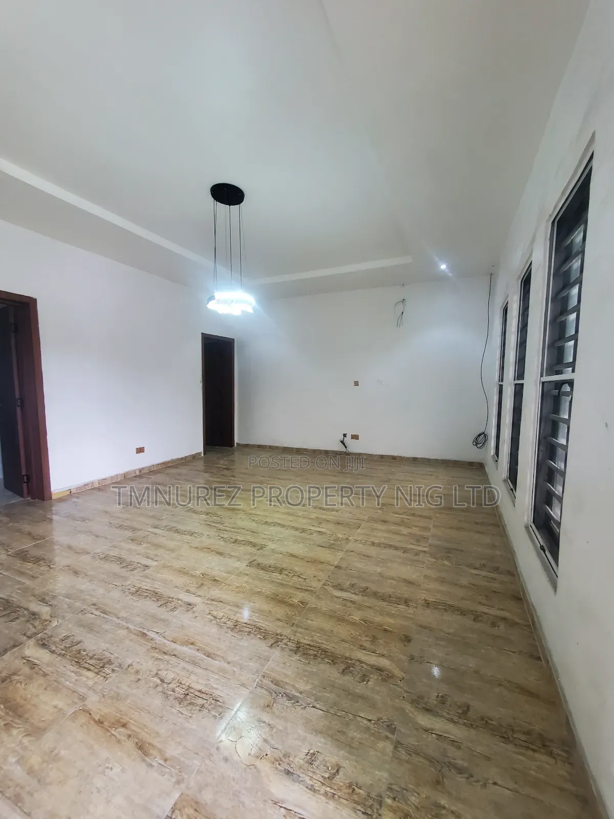 1bdrm Apartment in Dpk Estate, Chevron for sale