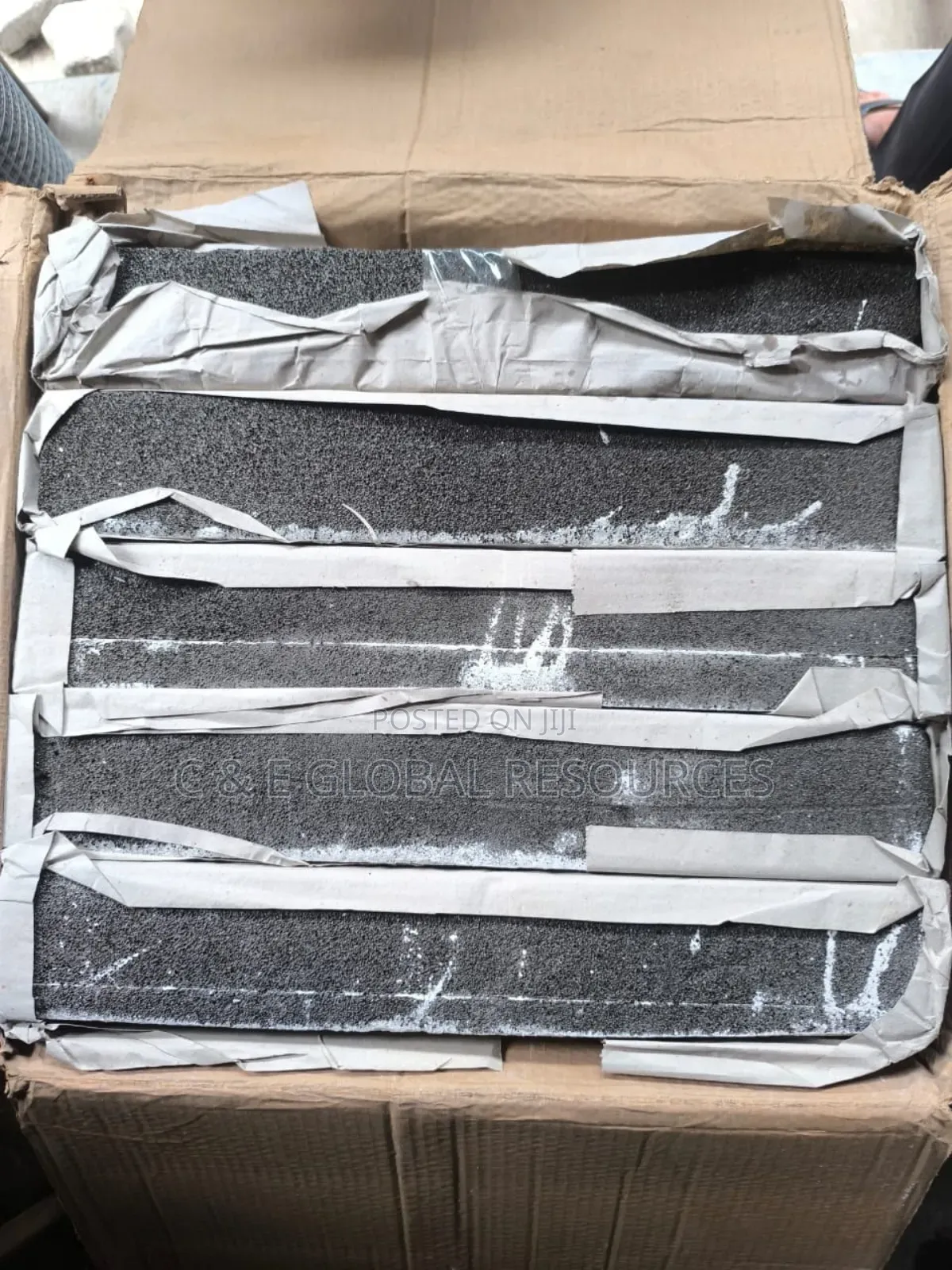 2" Insulation Foam Glass (H23"/W17")