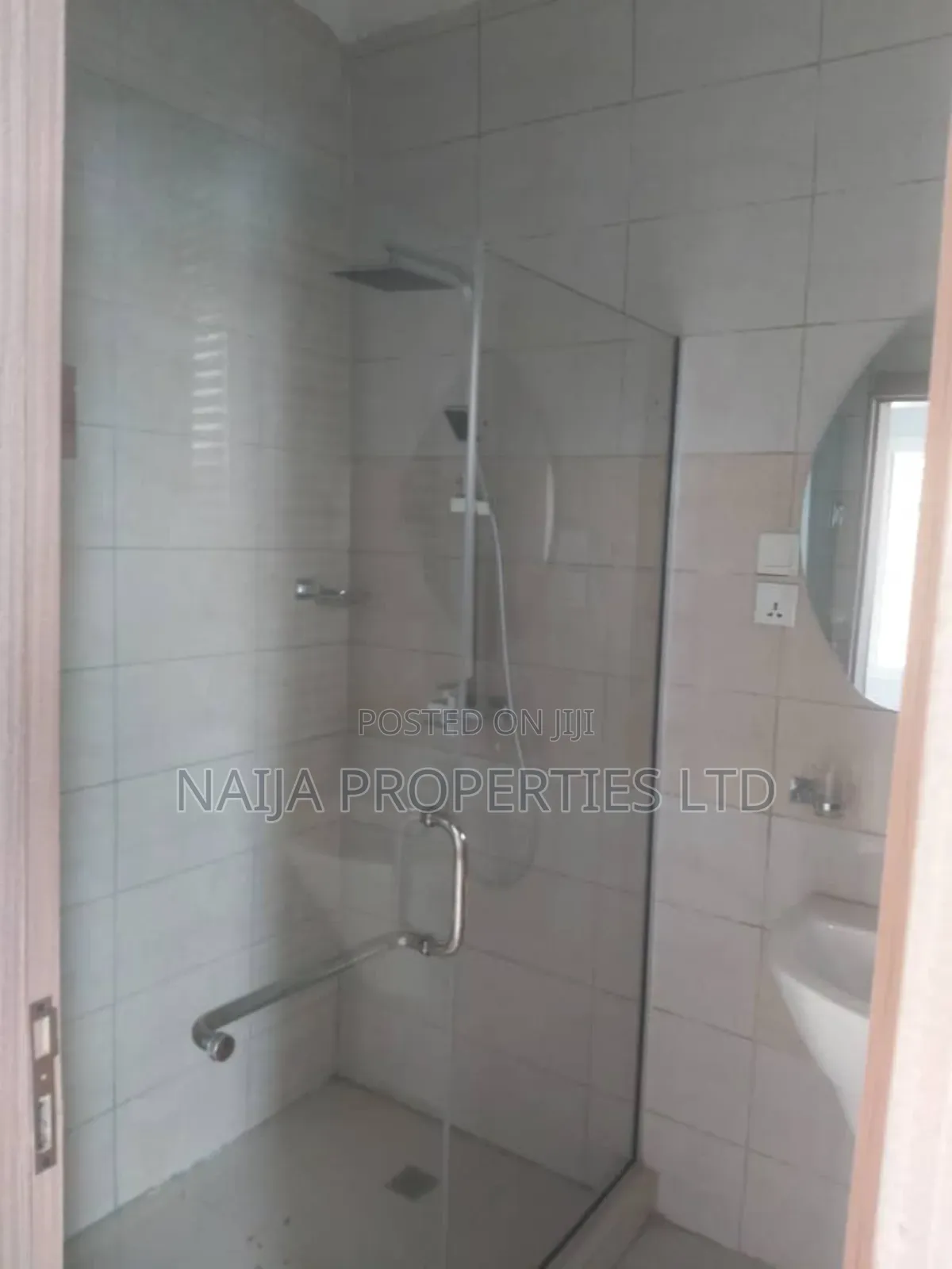 3bdrm Apartment in Ikate, Lekki for sale