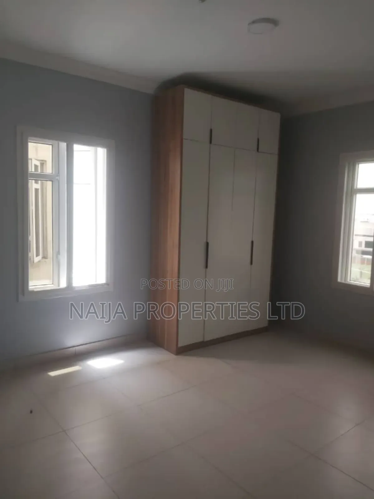 3bdrm Apartment in Ikate, Lekki for sale