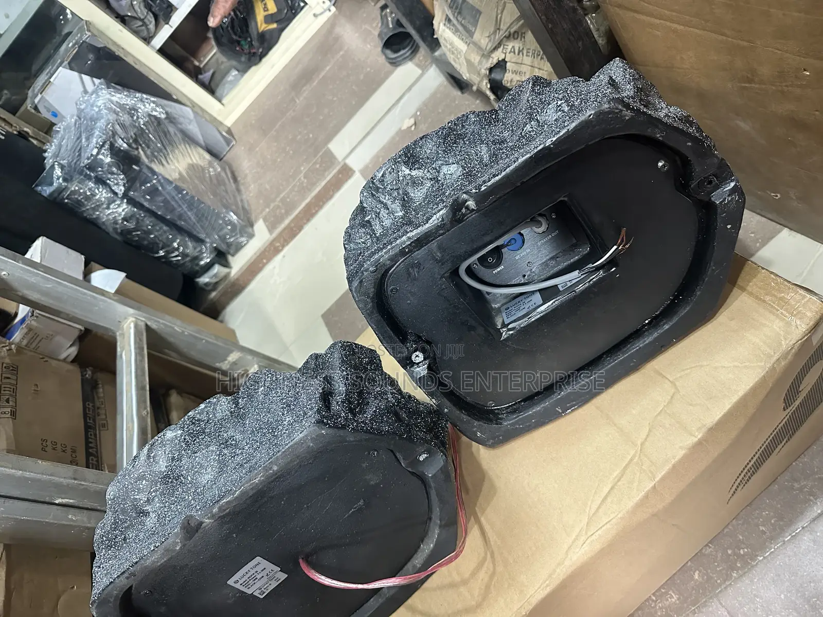Bluetooth Rock Speaker 2in1
