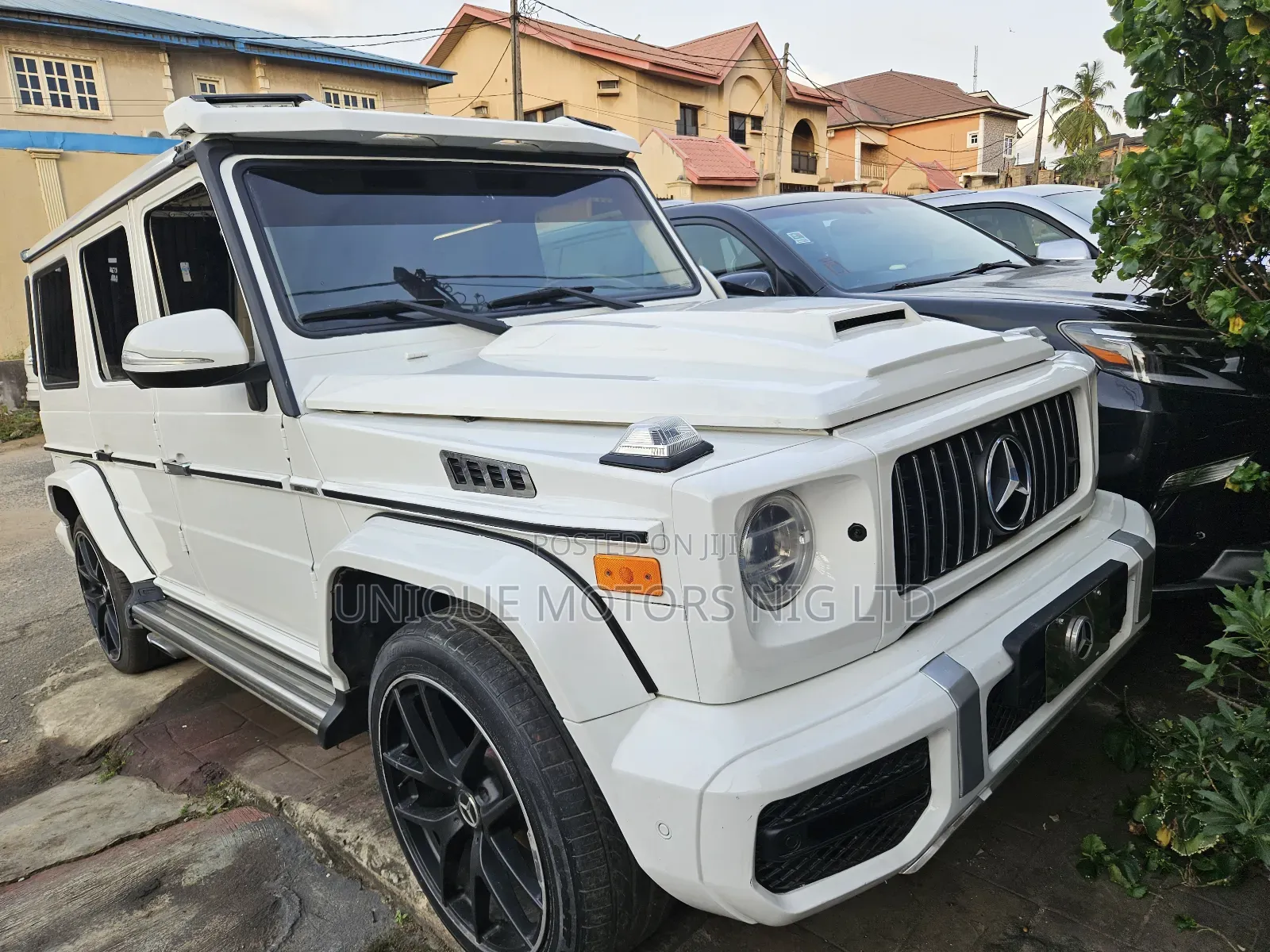 Mercedes-Benz G-Class Base G 550 AWD 2010 White