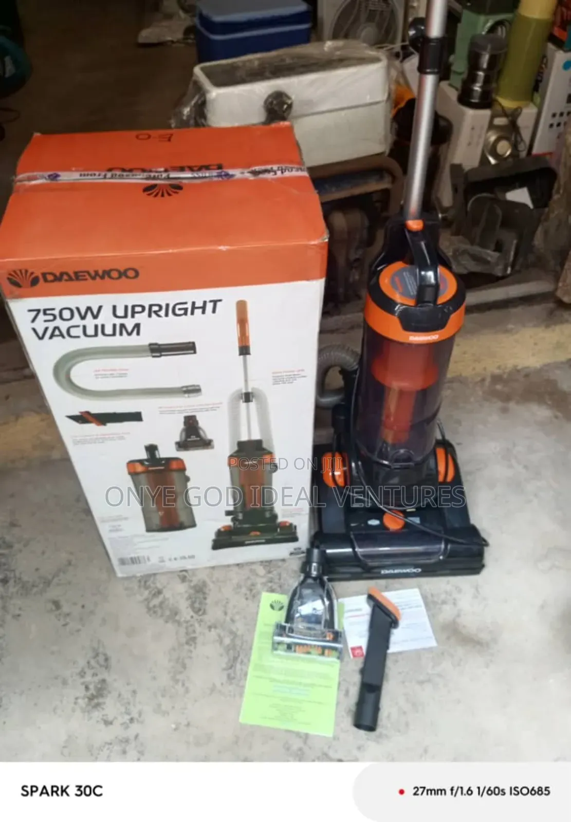 750w Upright Vacuum Cleaner